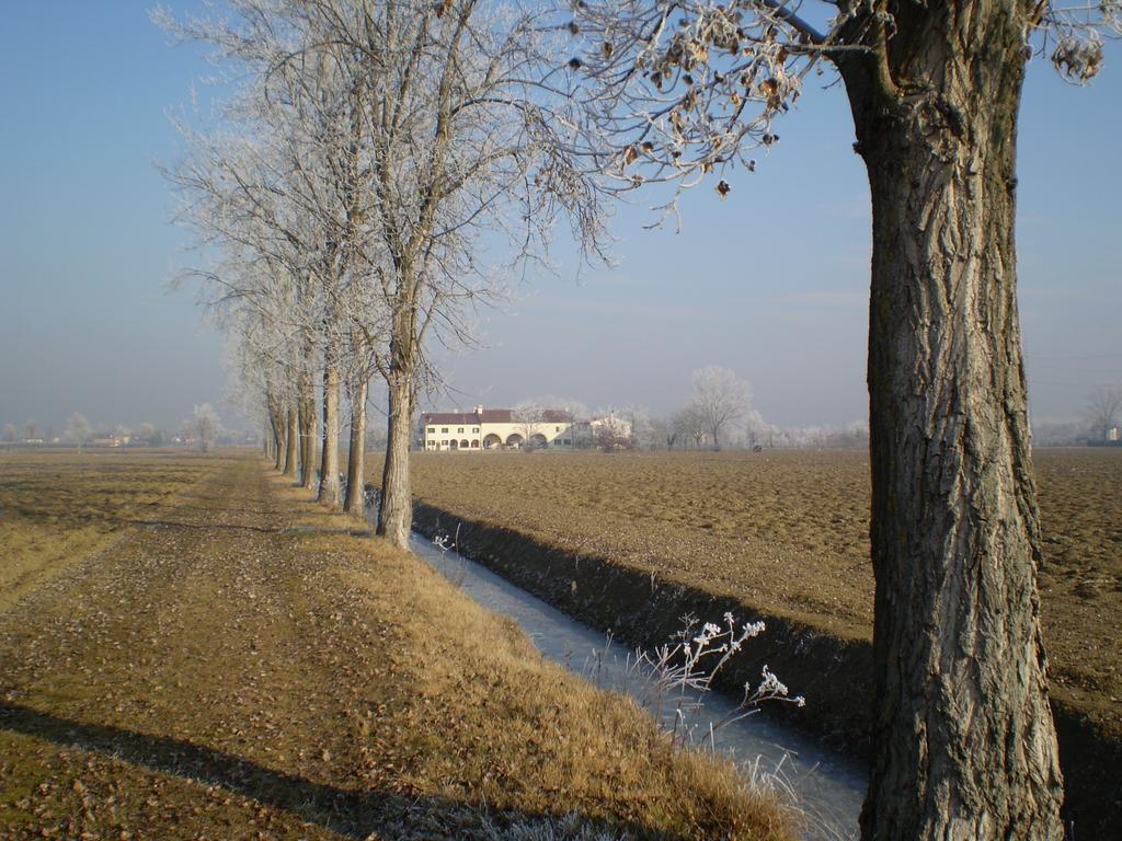 Il Rifugio Del Poeta Guest House San Biagio di Callalta Exterior photo